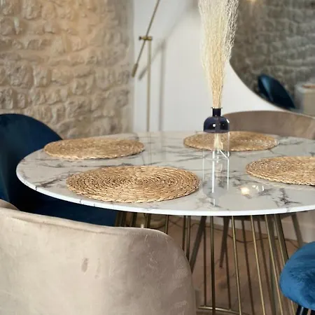 Duplex A 2 Min Des Arenes Et De La Maison Carree *