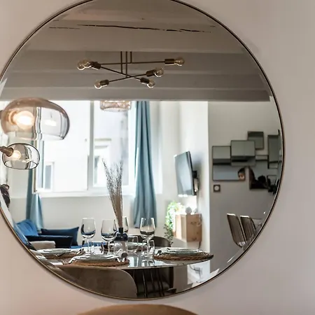 Apartment Duplex A 2 Min Des Arenes Et De La Maison Carree Nîmes