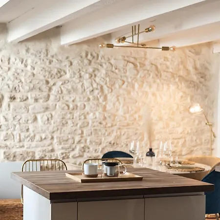 Duplex A 2 Min Des Arenes Et De La Maison Carree Apartament Nîmes