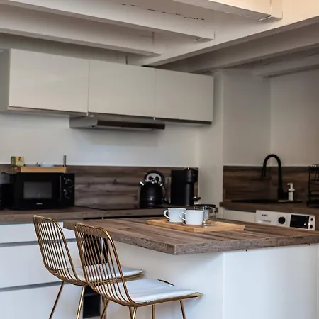 Duplex A 2 Min Des Arenes Et De La Maison Carree